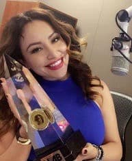 El show de 
<b>El Bueno, La Mala y El Feo</b> trajo muchas satisfacciones para la locutora, entre las que se encuentra el haber sido nominada para el 
<b>'Premio Marconi'</b>, uno de los más importantes en la radio.