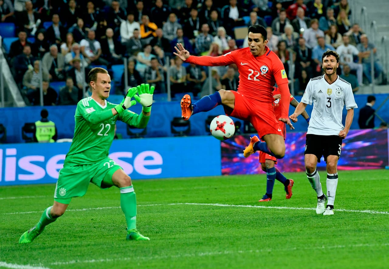 Chile dominó el primer tiempo. Sin embargo, los delanteros no pudieron concretar las múltiples llegadas de peligro que generaron.