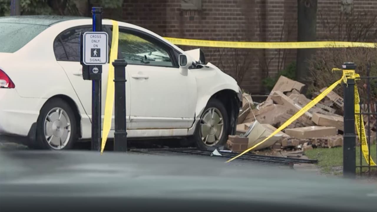 Choque sobre Roosevelt Rd. deja una joven muerta