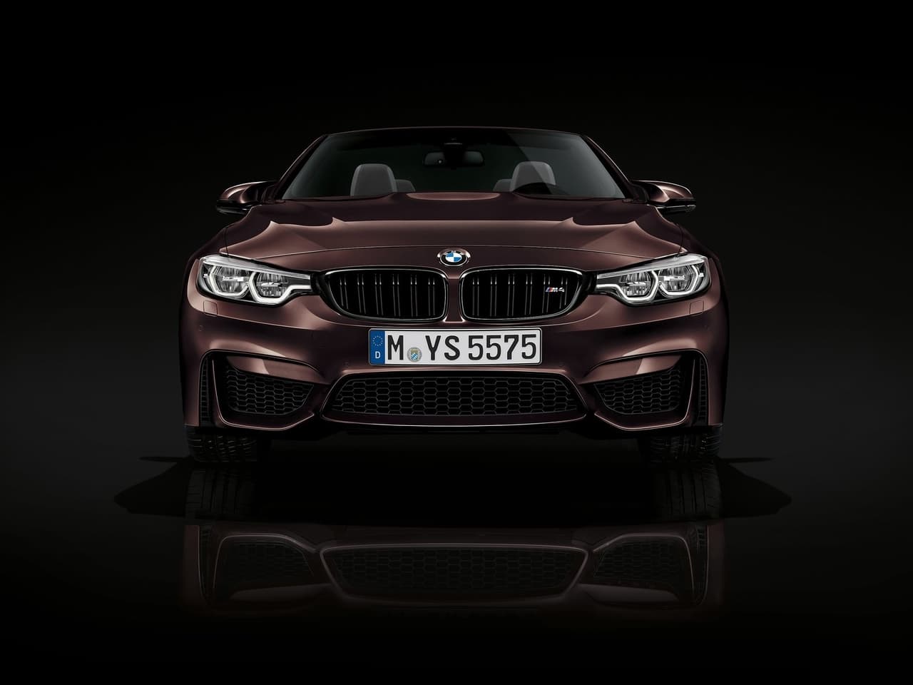 <a href="http://www.univision.com/noticias/audi"><b>BMW</b></a> comenzó el año presentando la 
<a href="http://www.univision.com/noticias/bmw/la-nueva-serie-4-de-bmw-llega-con-variedad-de-modelos"><b>nueva flota que compone la Serie 4</b></a>. Ahora, les mostraremos en detalle el turno de el nuevo M4 Convertible, en la galería que comenzamos.