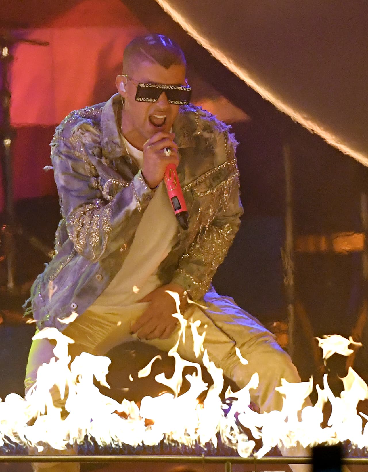 La música latina alcanzó el 9.4% de los álbumes escuchados en 2018 en los Estados Unidos, mientras que la country solo llegó al 8.7% en el mismo periodo.
<br>