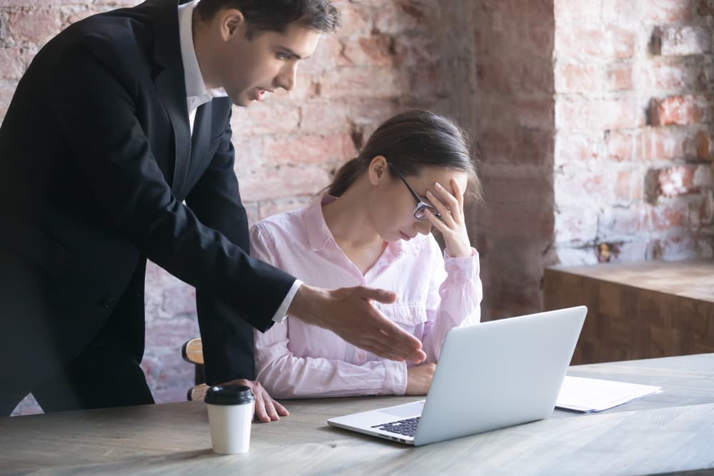 <b>Signos del elemento Fuego (Aries, Leo, Sagitario)</b>
<br>Puede volverte demasiado inquisitivo, tratando de imponer tu voluntad a toda costa y entonces creas problemas y situaciones en tu trabajo, con tus amigos o tu pareja. En estos días Mercurio te pone una voluntad muy fuerte la que te impulsa a decir las cosas se hacen como yo digo. En ocasiones tendrás razón, pero no trates de imponer, mejor trata de convencer ya no siempre tendrás la verdad.