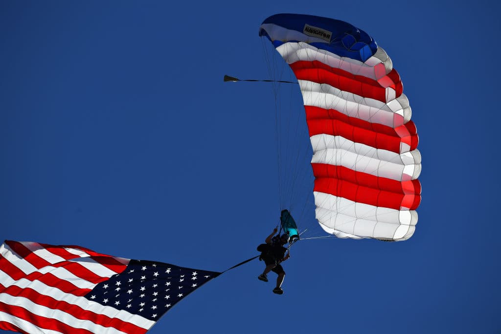 Valtteri Bottas gana el premio de Austin; Hamilton es segundo pero gana su sexto título mundial.