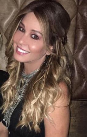 El pasado mes de abril y a través de su perfil de Instagram, Myrka compartió imágenes de la época en que era novia de 'El Sol', donde acompañó la publicación con un emotivo texto dedicado al cantante.