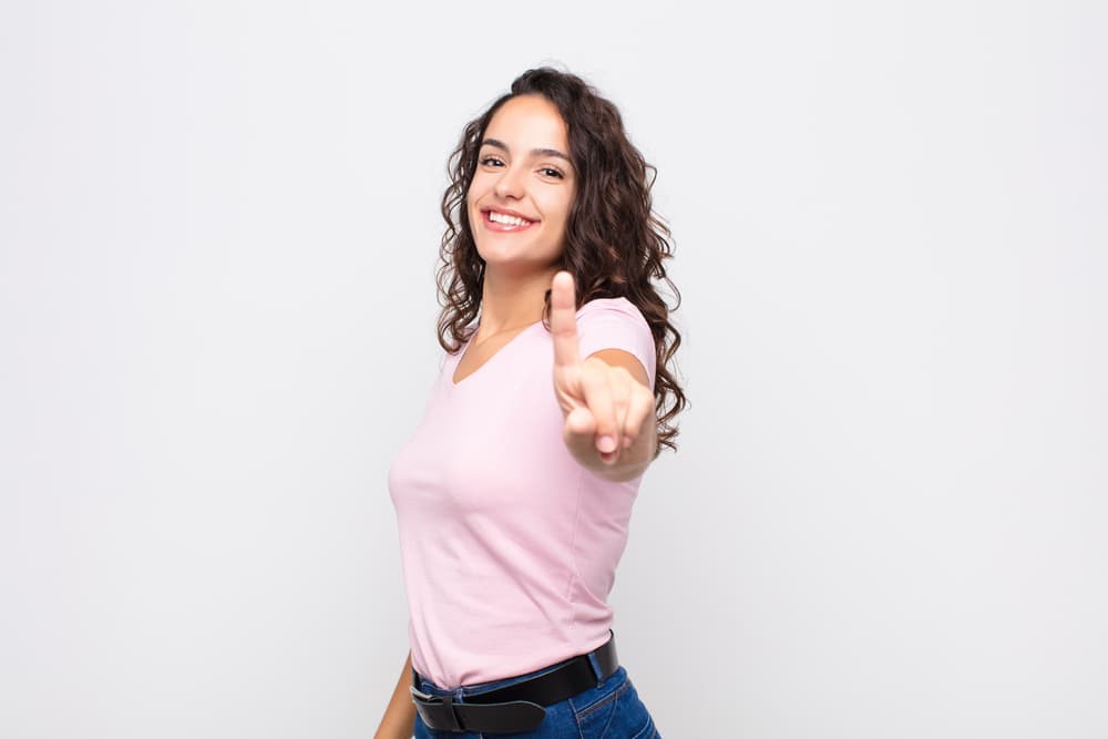 Esto es maravilloso porque te motiva a dar un salto diferente en tu vida. Te darás cuenta después de la segunda quincena, puesto que estarás solucionando cuestiones que no habías podido resolver, ya sea laborales, económicas o sentimentales.