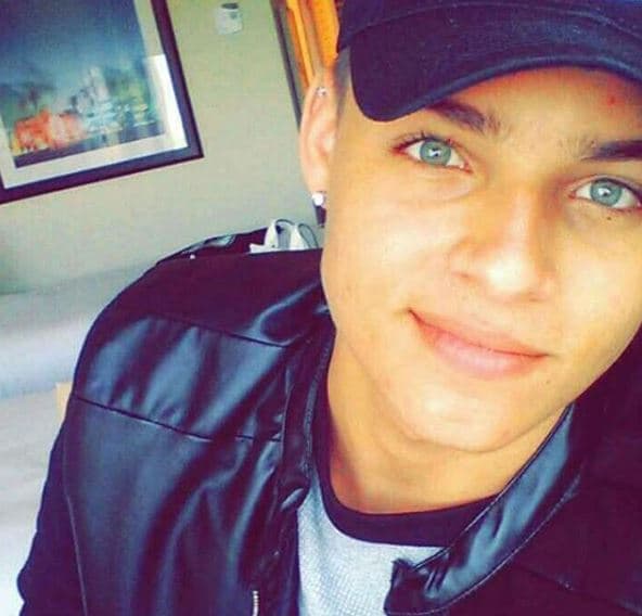 Durante su audición, supimos que este guapo cubano no solo es un chico de mirada encantadora, sino que tiene mucho talento con su voz.