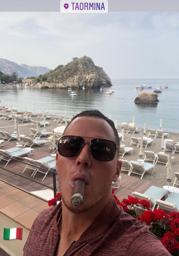 Nuestra presentadora visitó regiones del sur de Italia, sitio en donde crecieron los papás de su futuro esposo, Francisco Zampogna.