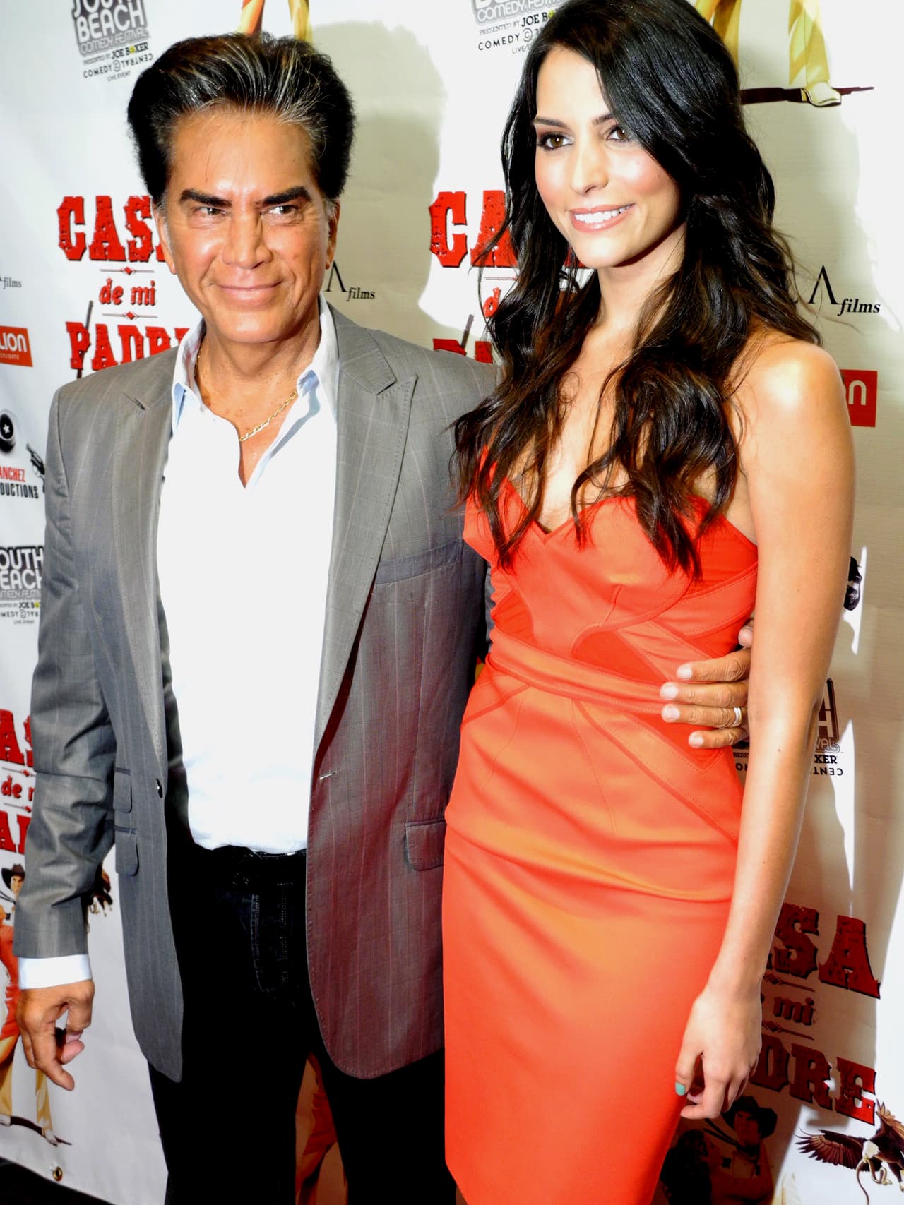 “Eso me hizo admirarla muchísimo, qué valor, cómo estaba por dentro la muchacha y terminó la telenovela que estaba haciendo, después se derrumbó por completo”, confesó.