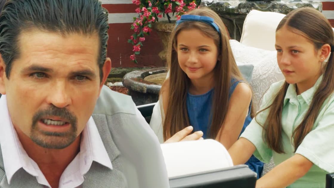 Iñigo usa a sus hijas para espiar a Nuria | Mi Verdad Oculta | Capítulo 41