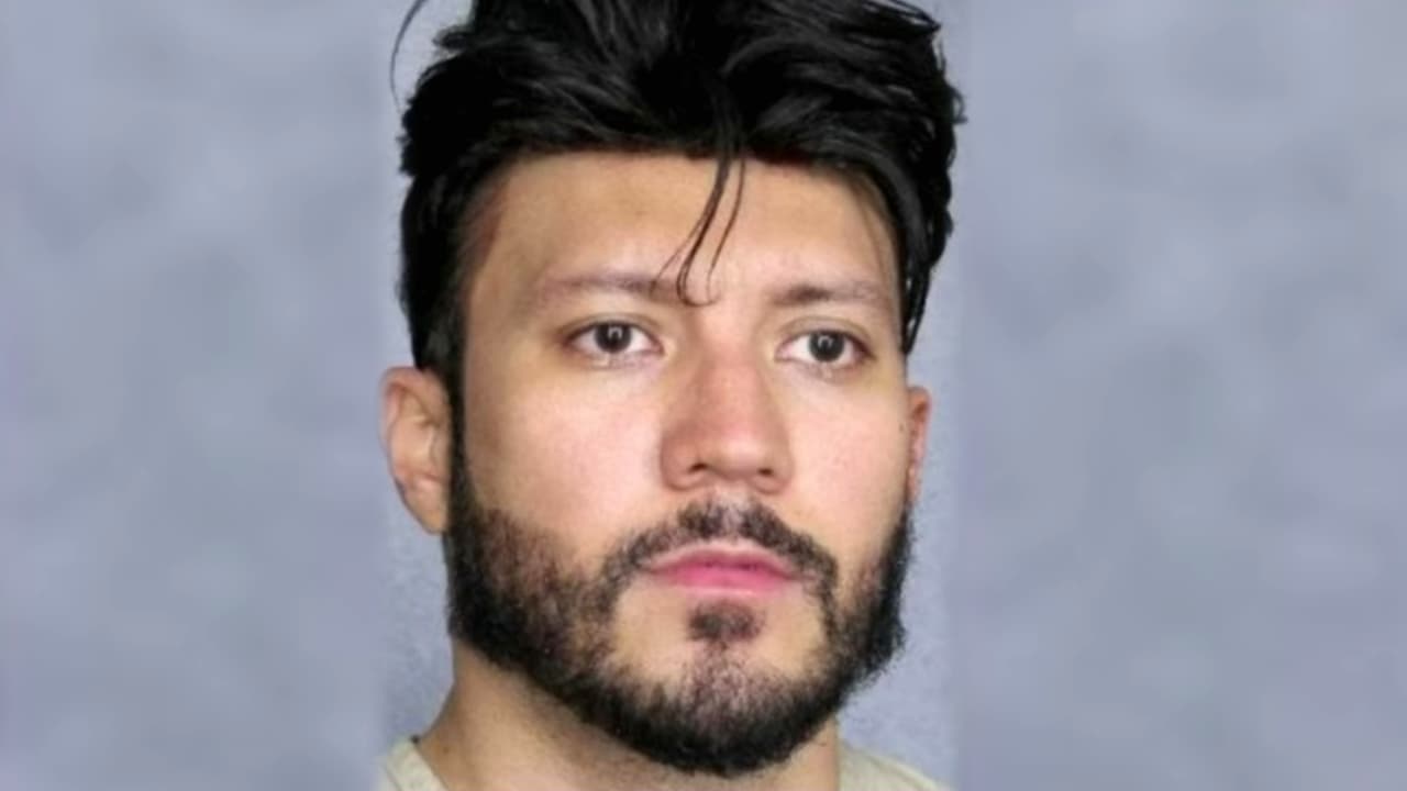 Larry Ramos se presenta ante un juez de Florida y alega no tener dinero para contratar un abogado