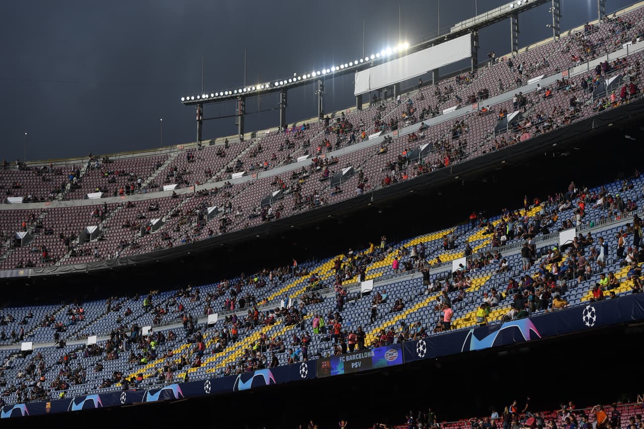 El Barcelona y el PSV llegaban con aire en su camiseta después de un inicio imejorable sin derrotas.