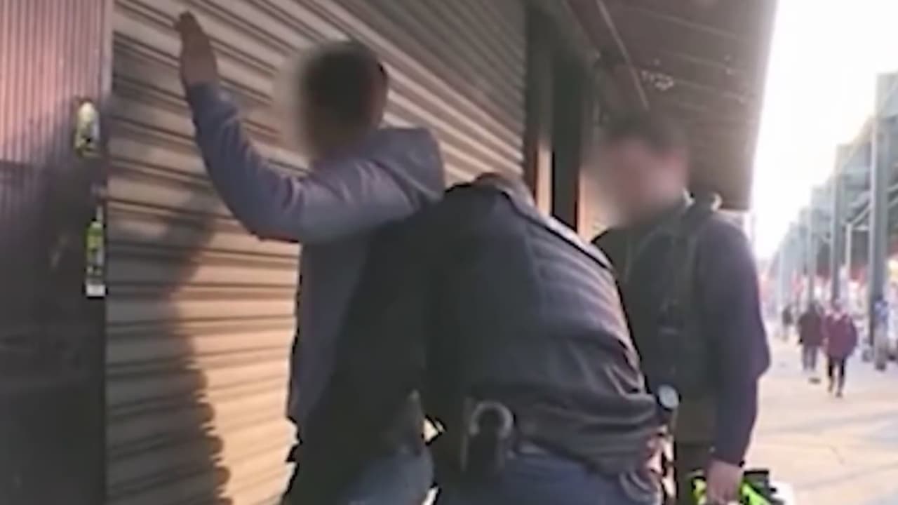 SB153 obligaría a todos los agentes estatales a cooperar con ICE