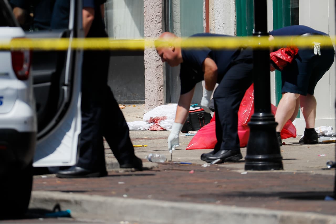 Los heridos fueron trasladadas a hospitales en toda el área, informaron las autoridades. Uno de los heridos se encontraba en condición crítica.