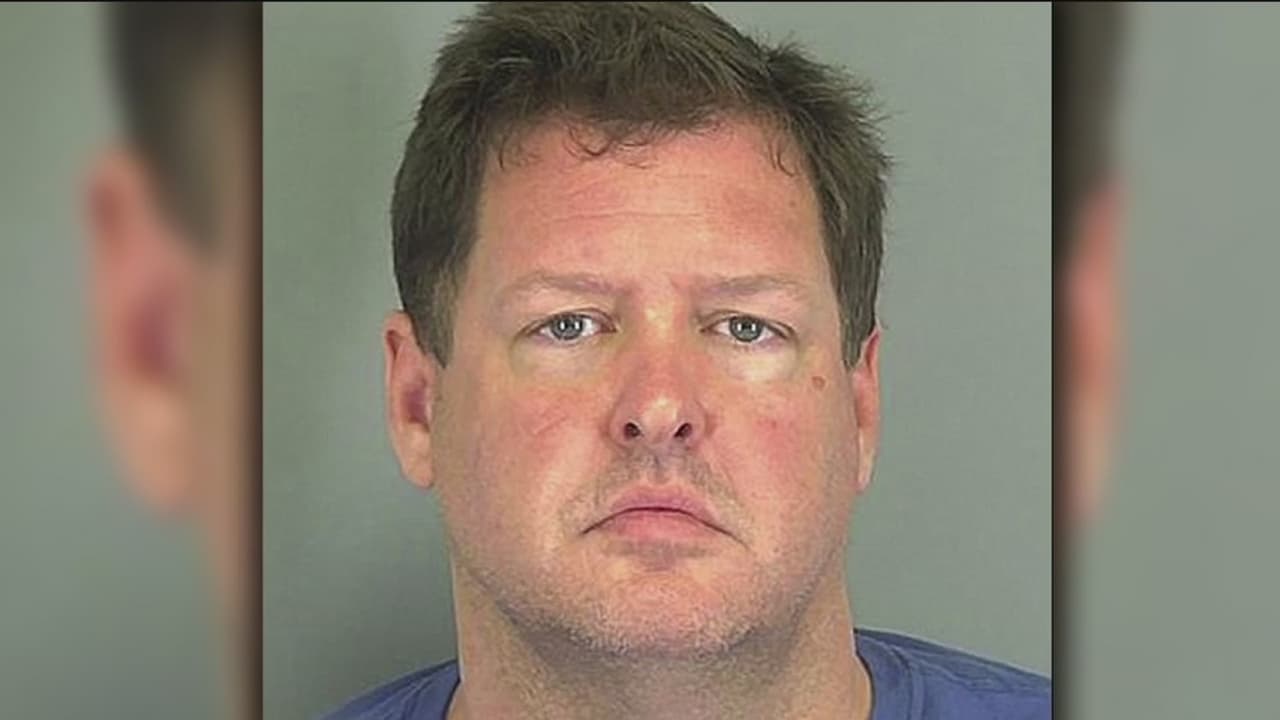 Detenido y sin fianza el secuestrador de la mujer hallada dentro de un contenedor y encadenada "como un perro"