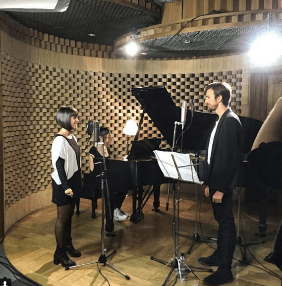 Esteman es de origen colombiano y está nominado en la categoría de Mejor Nuevo Artista.