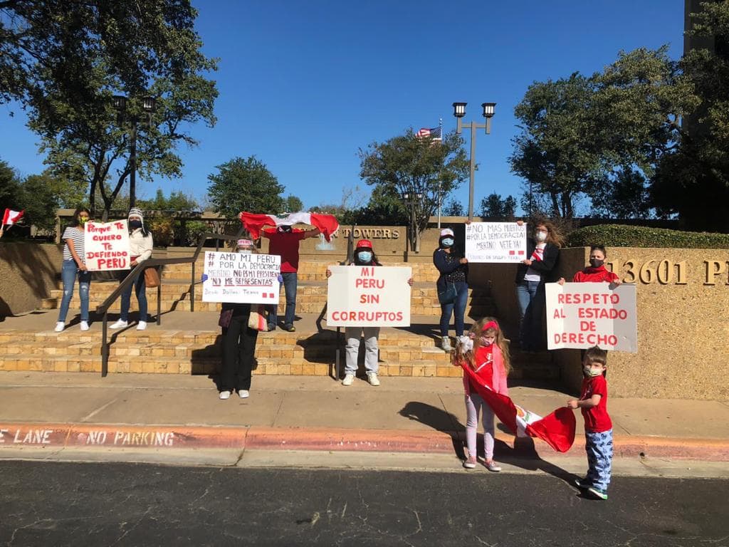 Agregaron que están en total desacuerdo con este abuso de poder y brutalidad policial hacia el pueblo.
<br>