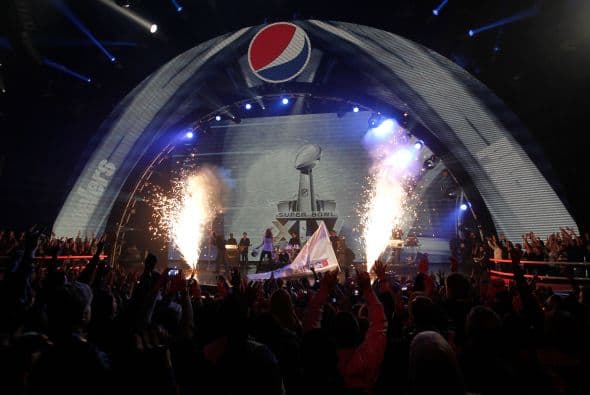 $174 MILLONES- Es la cantidad total que la compañía PepsiCo Inc., ha gastado en anuncios durante los campeonatos de la NFL en los últimos 10 años, es la segunda empresa que más ha gastado en este tiempo.