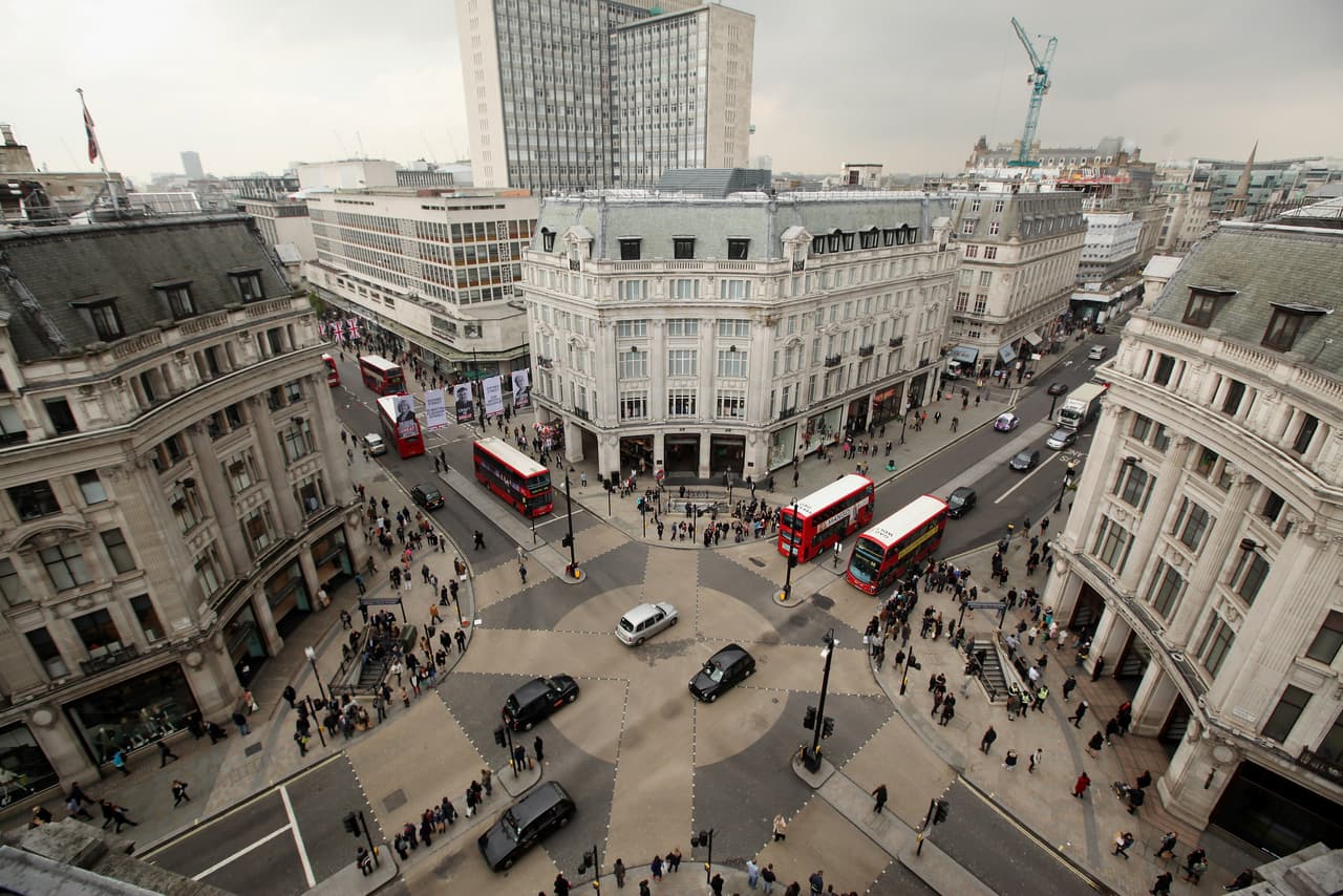 La junta se llevó a cabo en Old Broadcasting House en Londres, lugar que está ubicado muy cerca del
<b>Oxford Circus, un emblemático cruce </b>de la ciudad.
<br>