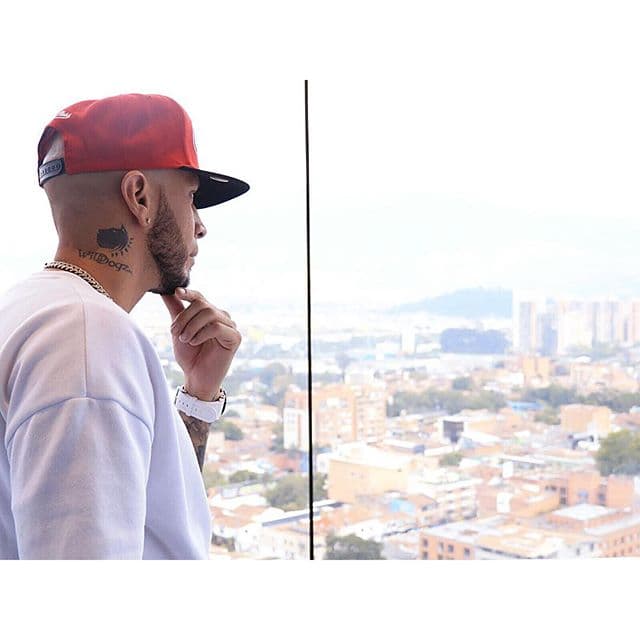 A Alexis le dio fuerte lo de su divorcio, pero ciertamente ya está en proceso de rehacer su vida.