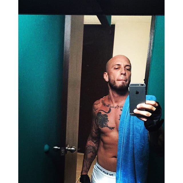 El reguetonero del dúo Alexis & Fido no deja de pregonar lo que siente por Evelyn.