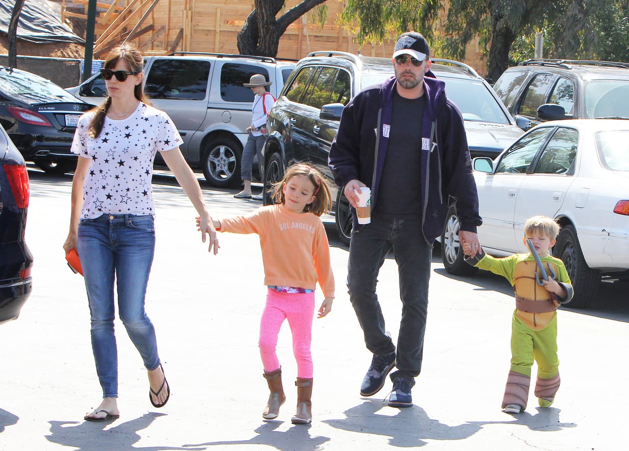 Jennifer Garner y Ben Affleck vuelven a aparecer en familia.