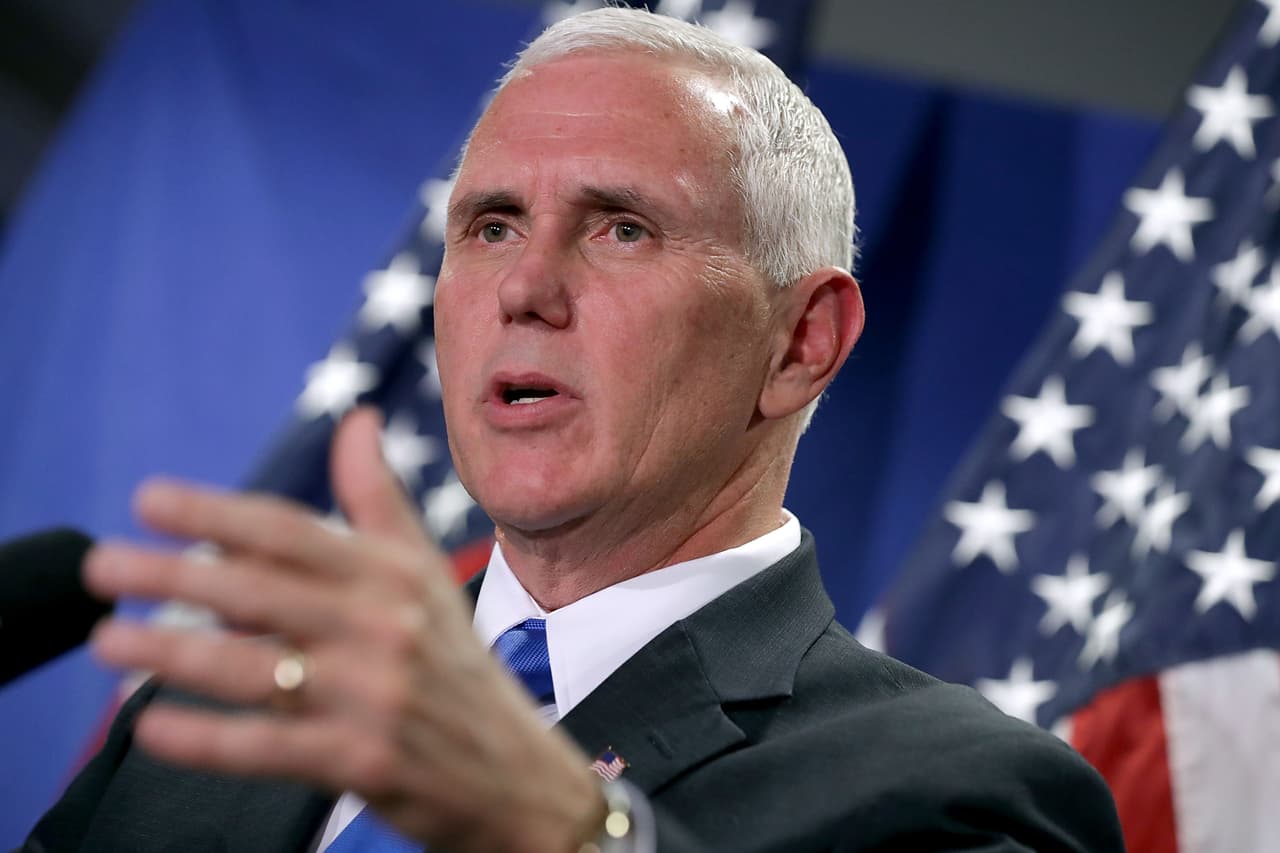 Pence y Kaine responden a los dichos de Trump sobre los guardaespaldas de Clinton 