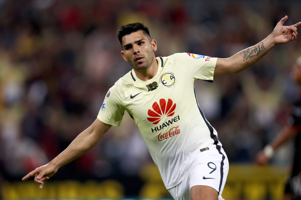 Silvio Romero, quien tuvo una destacada participación en su primer torneo con América al conseguir 10 tantos, podría volver a meterse entre los principales candidatos al título de goleó ahora que ya conoce más el planteamiento de La Volpe y las exigencias del equipo de Coapa.