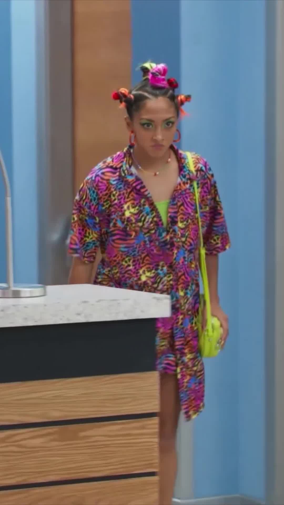 Juan Pa le da su lugar a Gaby frente a Grace