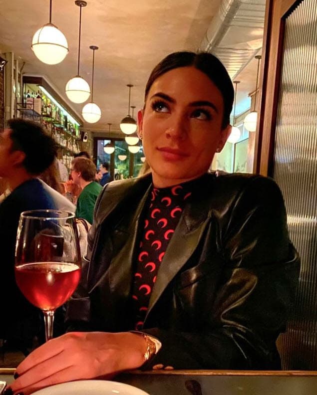 El proyecto tiene alto contenido sexual, por lo que había desnudos, situación por la cual 
<b>Ana Brenda lo rechazó</b>.
<br>