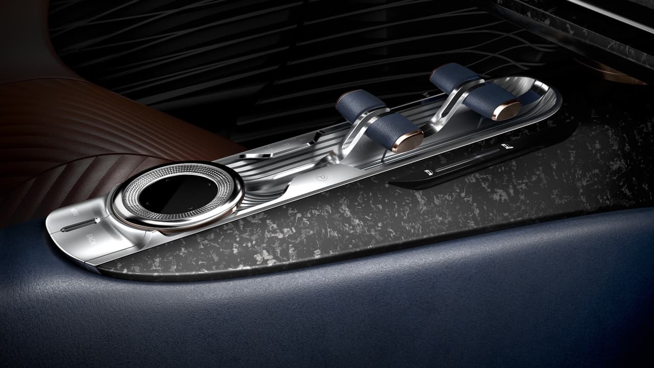 Estos son de los pocos controles al alcance del conductor del
<b> Genesis Essentia Concept. </b>