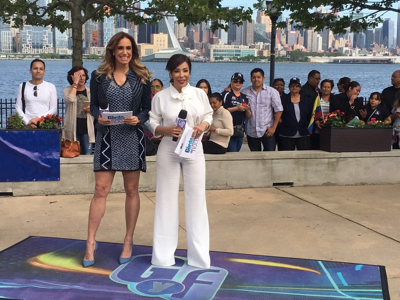 Mujeres bellas y talentosas