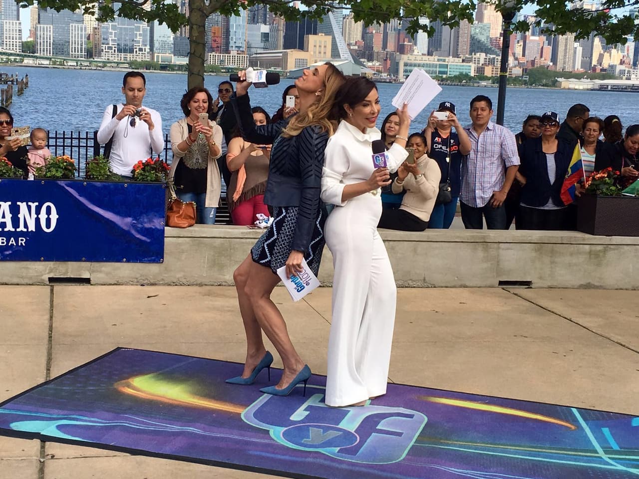 ¡Pero como gozan estas mujeres!