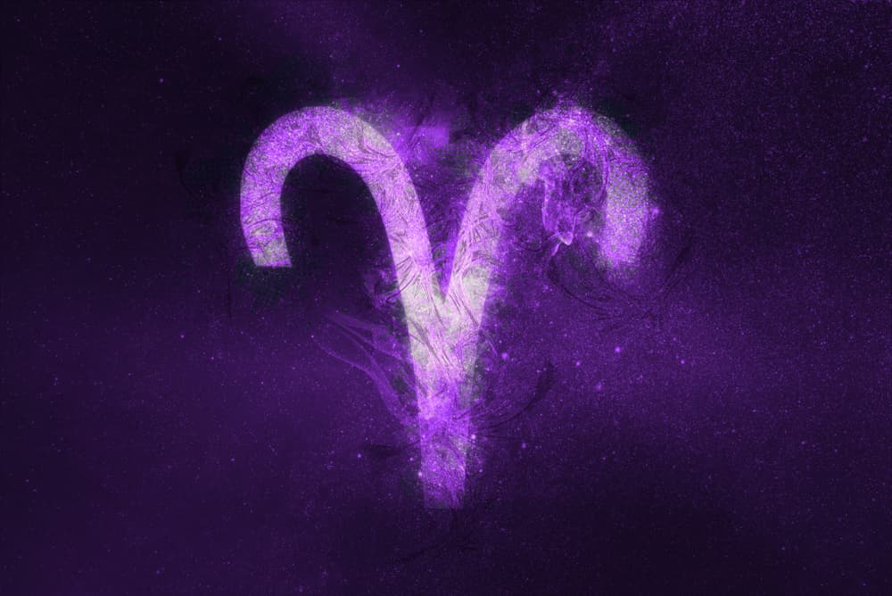 <b><u>Paisaje astral en el 2019 para Aries:</u></b>
<br>El año comienza con tu regente, Marte en tu signo Aries lo cual indica un mes de acción, movimiento y decisión pues transitará directo. En febrero Marte se moverá a Tauro el día 14, precisamente el “Día del Amor y la Amistad”.
<br>