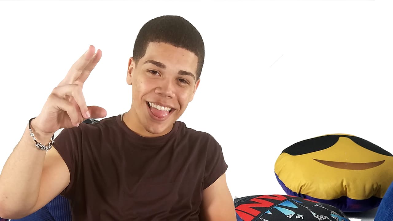 <b>Alec Hernández</b> superó la prueba de rapear frente a Wisin. Este boricua sigue luchando por un lugar en los shows en vivo.
<a href="http:/http://www.univision.com/shows/la-banda/alec-hernandez-quiere-que-mario-domm-cambie-su-opinion-sobre-el-video" target="_blank">Así fue su performance.</a>