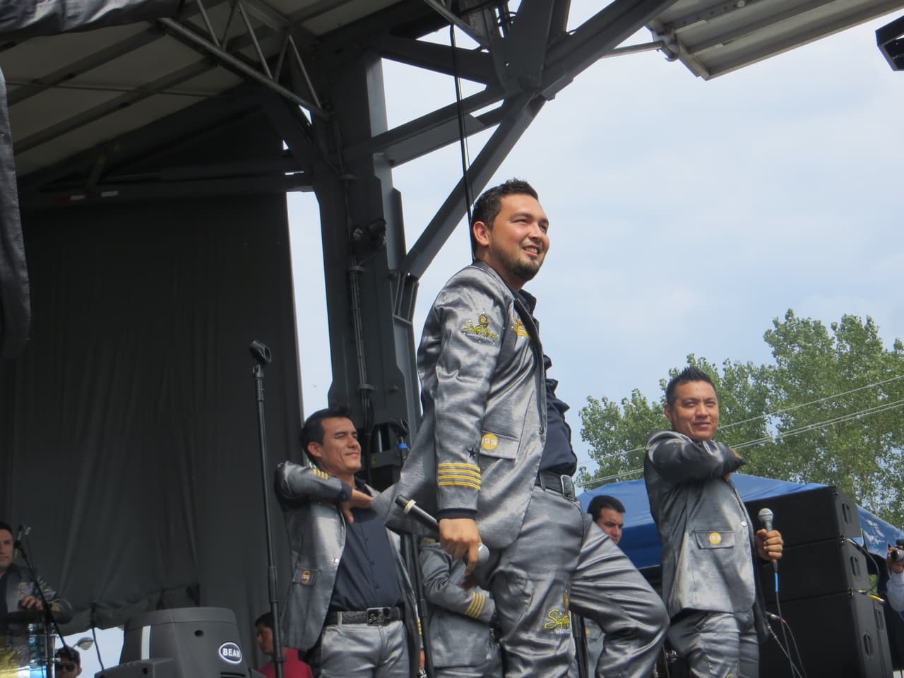 La Séptima Banda conquistó el escenario de Fiestas Patrias 2015 y puso a bailar a la ciudad de los vientos con lo mejor de su repertorio.
