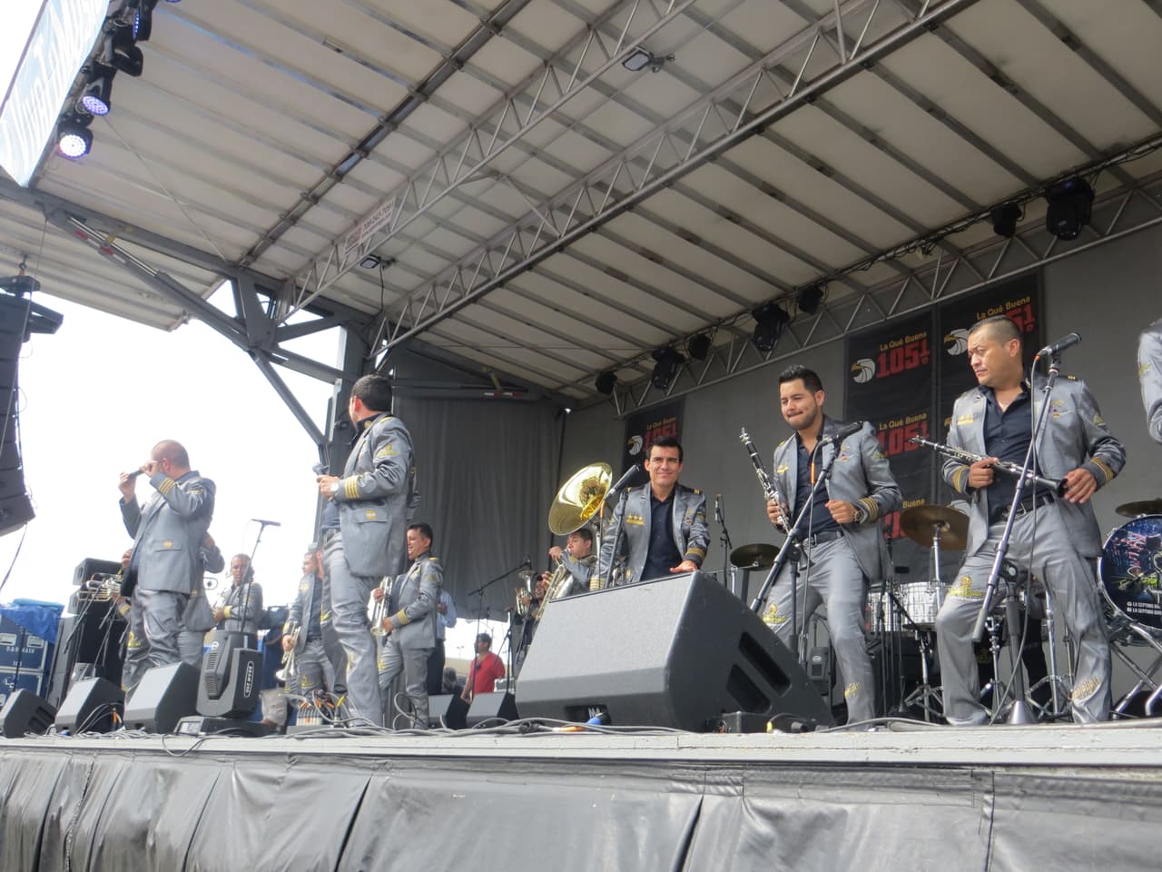 La Séptima Banda conquistó el escenario de Fiestas Patrias 2015 y puso a bailar a la ciudad de los vientos con lo mejor de su repertorio.