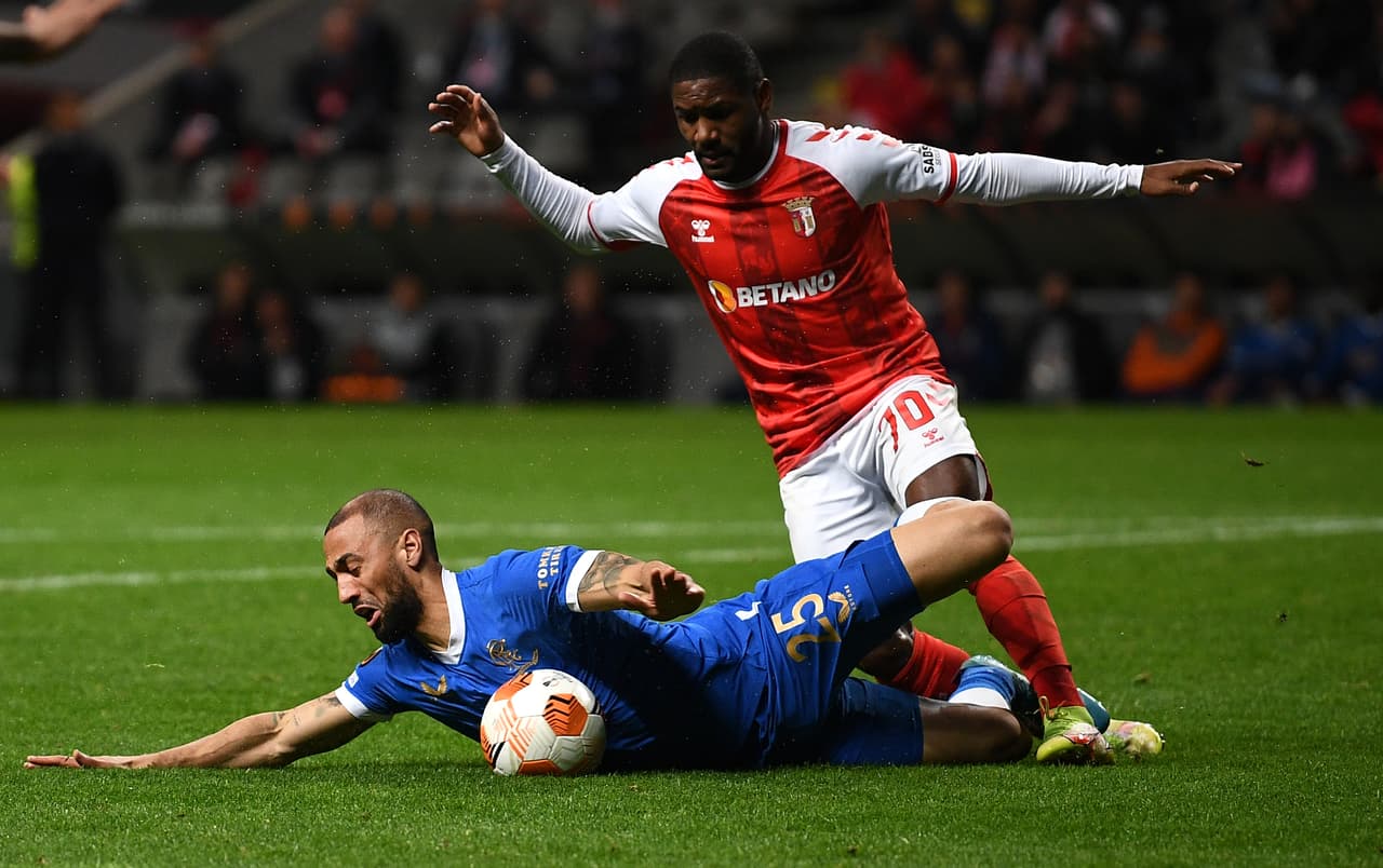 En Londres, los Hammers y Lyon igualaron y dejaron todo para el partido de vuelta, mientras que en Portugal, el Braga venció al Rangers de Escocia.