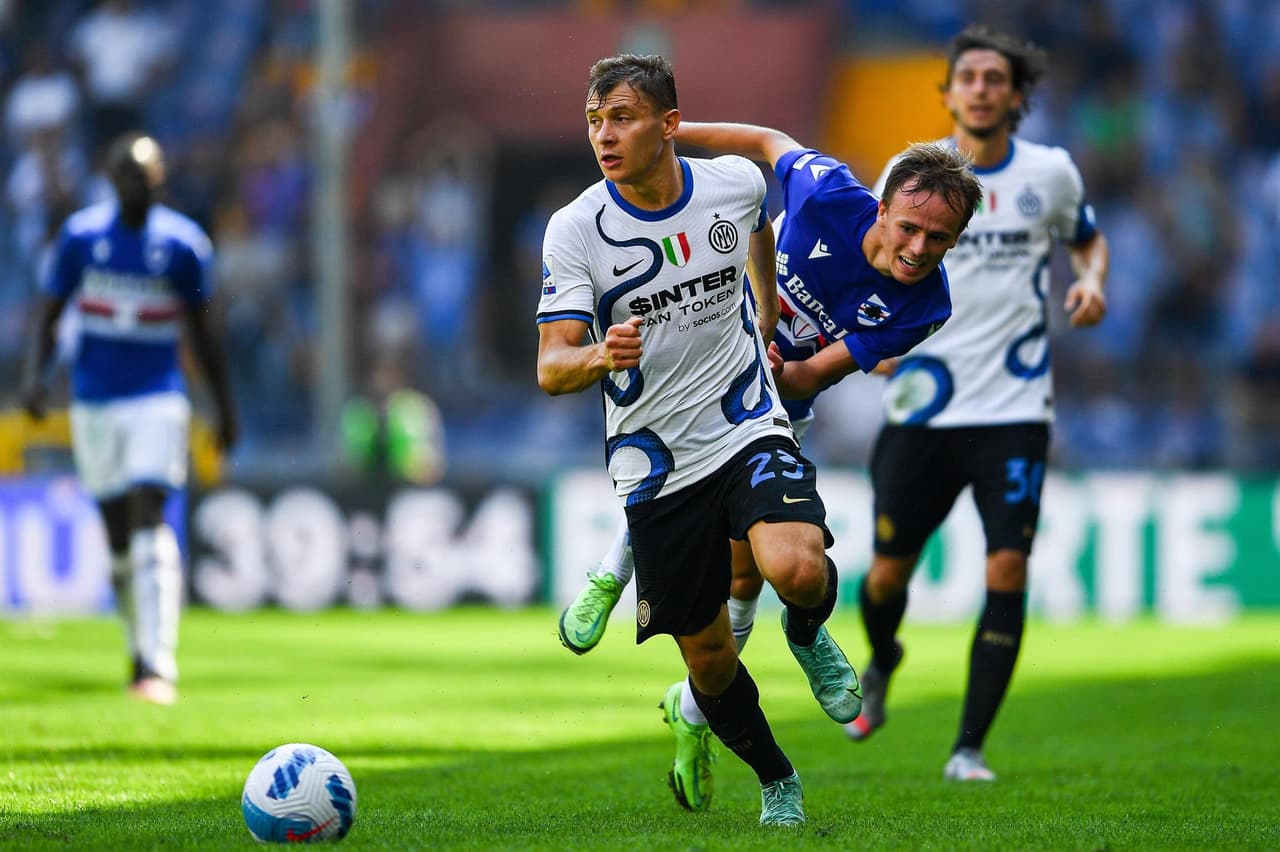 El Inter no pudo superar al Sampdoria durante su visita y empataron 2-2 este domingo, en la tercera Jornada en la Serie A, perdiendo sus primeros puntos de temporada. Por parte de los locales, Maya Yoshida y Tommaso Augelio anotaron dos tantos, mientras que para los de Milán fueron Federico Dimarco y Lautaro Martínez.