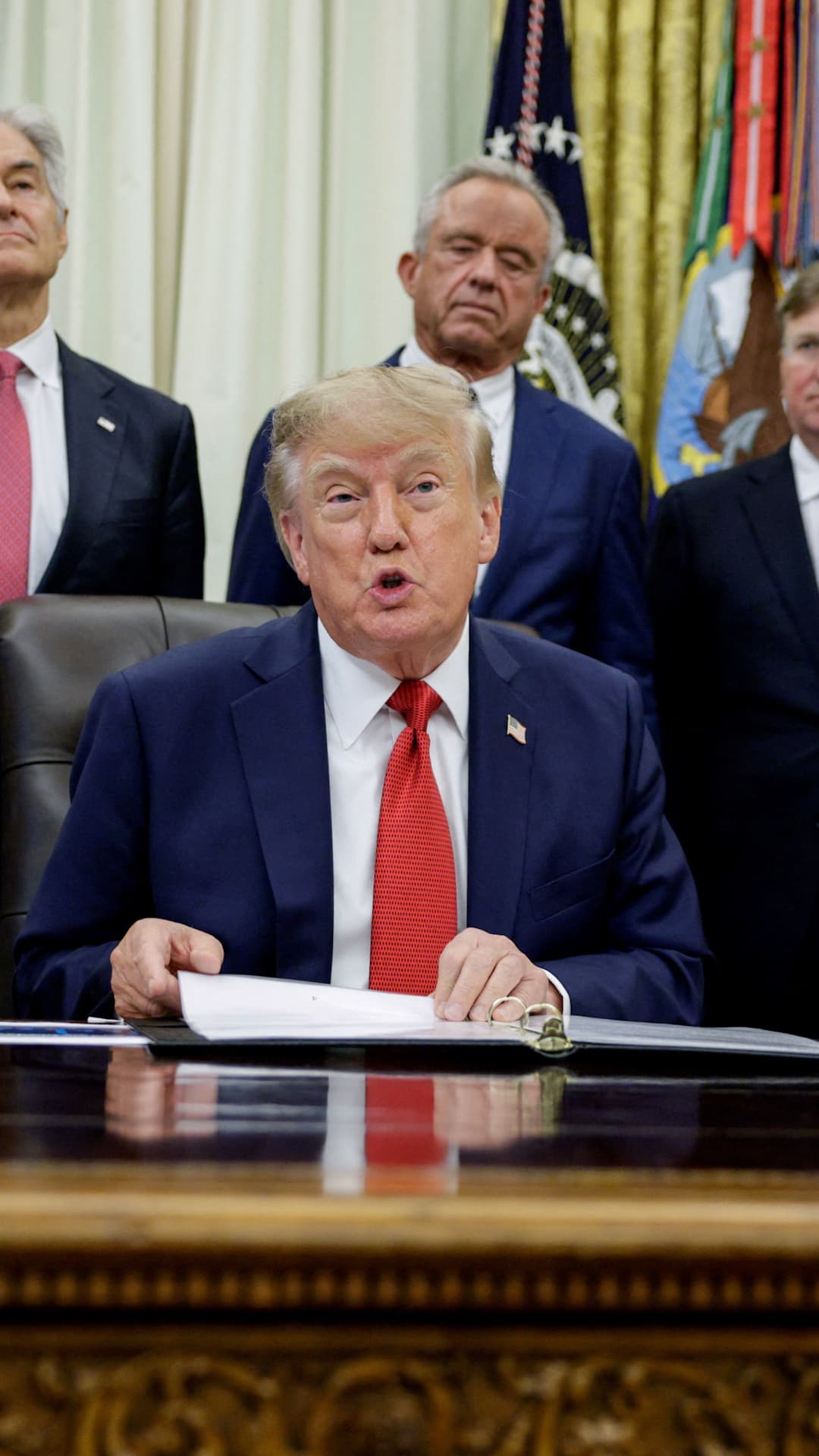 ¿El hijo de Trump recibió un regalo de un oligarca ruso?