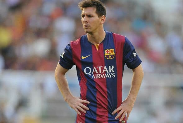 Messi se niega a salir del campo en el juego ante el Eibar