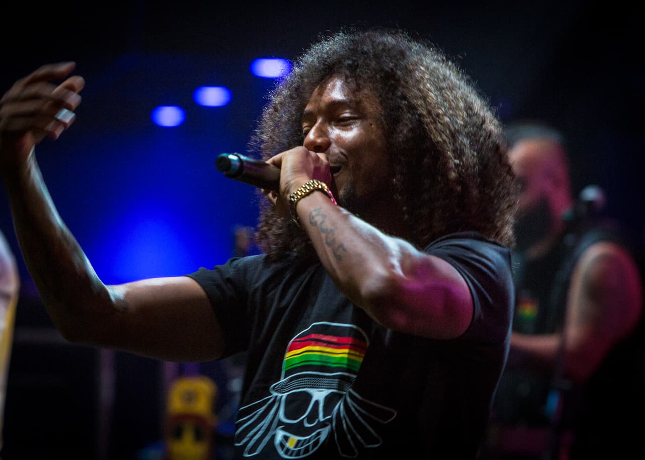 Damos un vistazo atrás a lo mejor del “Supersónico 2014”; moda, arte y mucha música hicieron parte de este gran festival y que este año promete mucho más, con artistas de la talla de Aterciopelados, Ximena Sariñana, Kinky, Nortec: Bostich & Fussible, para más info visita supersonico.me