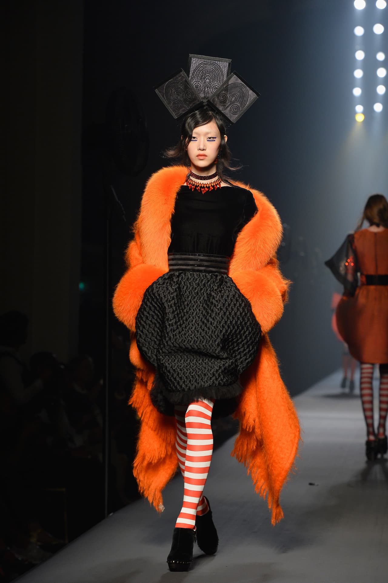 El dramatismo del histrión diseñador llega a su límite en cada pasarela.