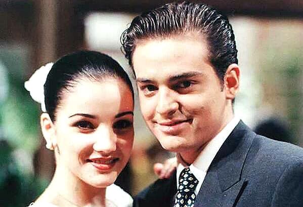 Desde aquel momento un detalle del momento en que fue encontrado sin vida provocó dudas y rumores, había una ventana abierta cerca del calentador de agua, lo que implicaba que el gas pudo haber salido por ella y que su muerte se había debido a otra razón, así lo reportó TVyNovelas. Ante esto, las autoridades mexicanas argumentaron que ésta pudo haberse abierto "por acción del viento exterior".