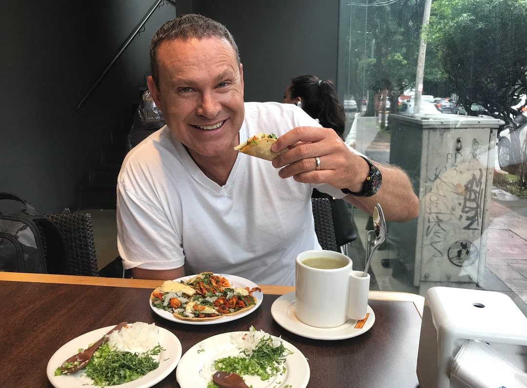 Y aunque un mexicano no puede vivir sin tacos, Alan en esta ocasión no pudo celebrar su cumpleaños con el exquisito platillo de la gastronomía mexicana, ya que el reto incluía una alimentación sana.
<br>