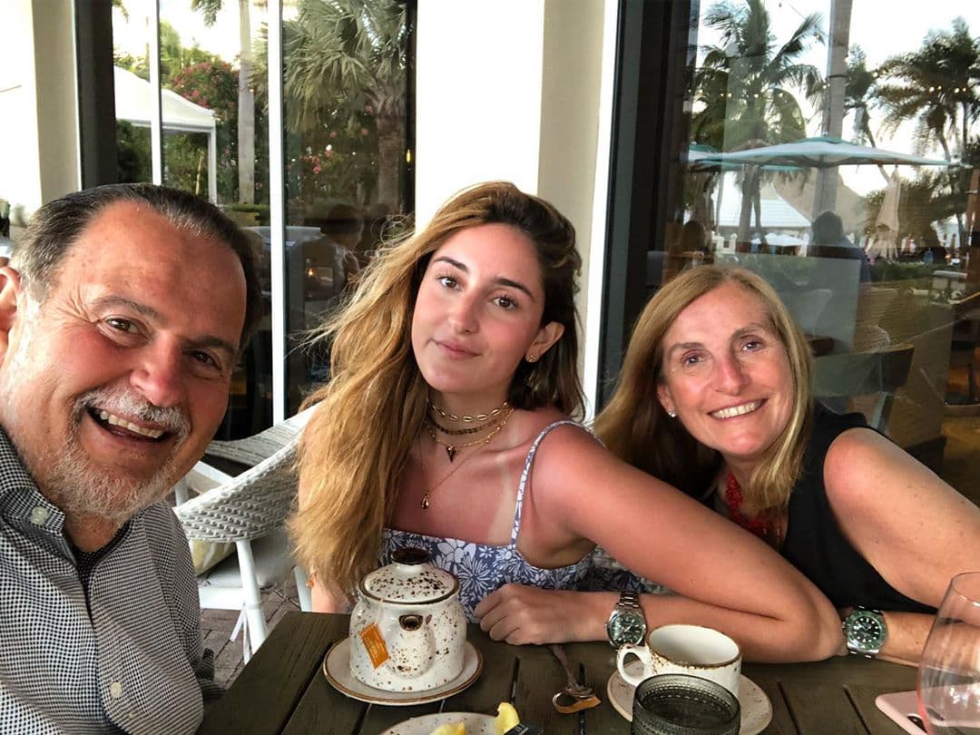 Raúl de Molina pasó el fin de semana junto a su esposa Millie y su hija Mia, en California.
