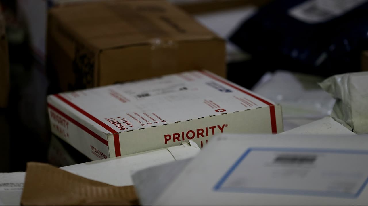 Servicio de correos en el oeste se estabilizará esta semana, según autoridades