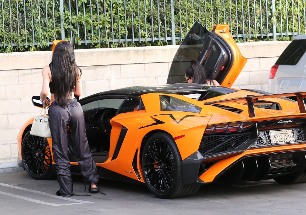 Photo © 2017 x17/The Grosby Group EXCLUSIVE Los Angeles, April 27, 2017 After taking back the orange Lamborghini from Tyga, Kylie Jenner is showing him what he is missing as she is leaving sushi place in Calabasas. The Kardashian family star just broke up with boyfriend rapper Tyga and both are teasing eachother.