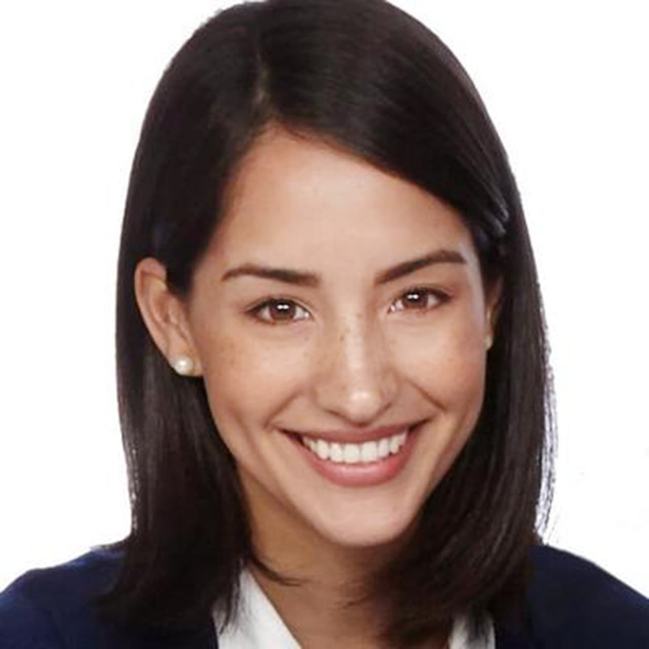 <b><a href="https://twitter.com/a_zatarain">Alexandra Zatarain</a>. </b>Cofundadora y directora de mercadeo de Eight, una empresa de tecnología basada en Nueva York, que fabrica camas inteligentes. Ha recaudado 27 millones de dólares. Se define como una "emprendedora mexicana apasionada por comunicar grandes productos al mundo".