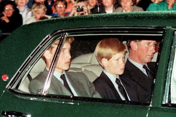 "Ellos serían príncipes, pero tenían el paladar de un niño", confesó para la publicación.