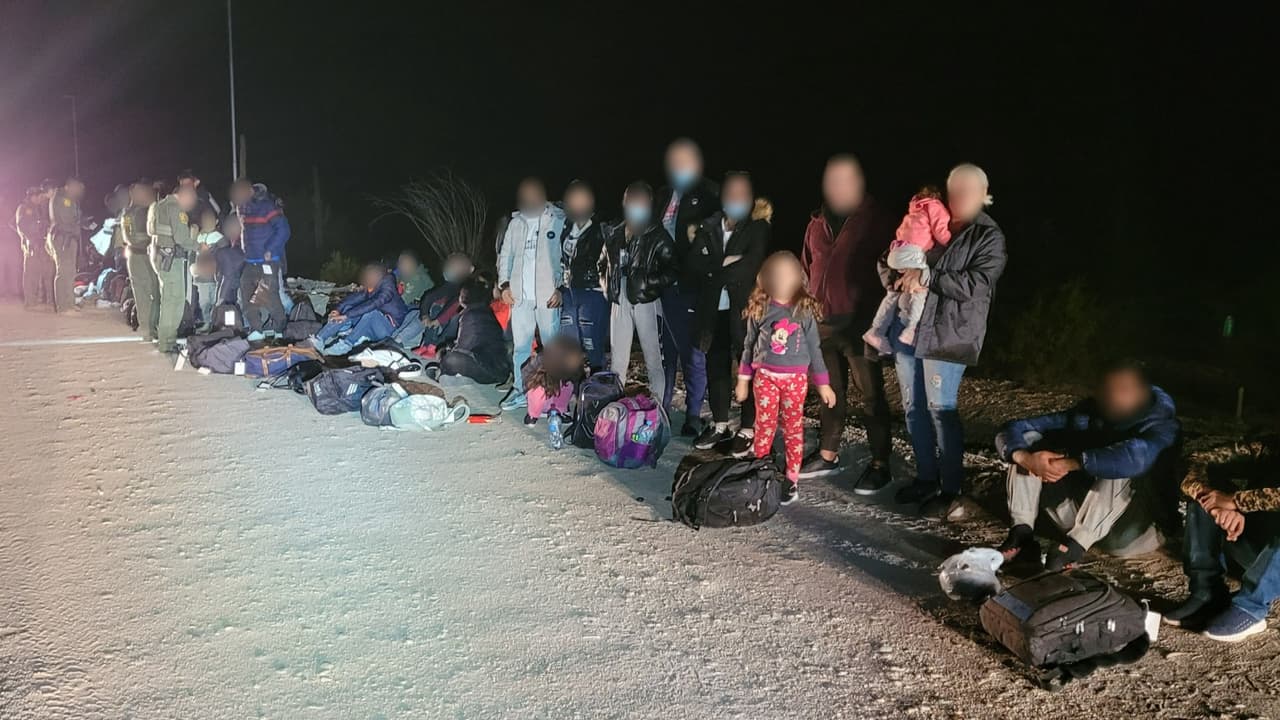 Albergues en Arizona intentan ayudar a migrantes traumatizados luego de cruzar la frontera